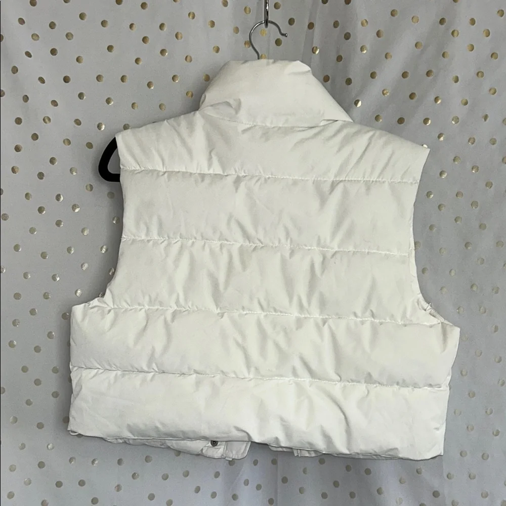 Garage Women's White Quilted Vest - Picture 3 of 14